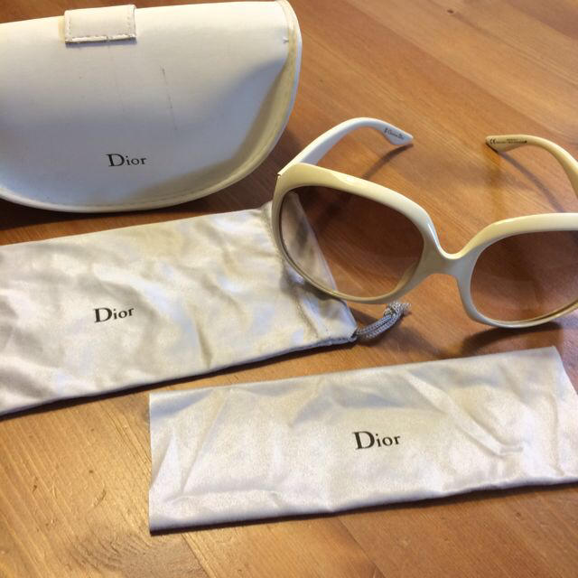 Christian Dior(クリスチャンディオール)のdior サングラス レディースのファッション小物(サングラス/メガネ)の商品写真