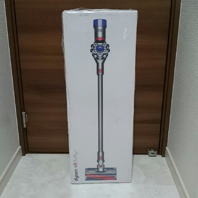 絶妙なデザイン Dyson - 新品‼ダイソン V8 fluffy＋ SV10FFCOM2☆dyson