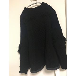 サカイ(sacai)の今季新品タグsacaiフリンジ ニット ブラックネイビー(ニット/セーター)