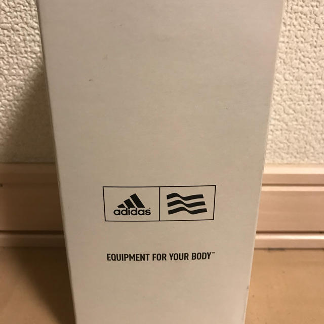 adidas(アディダス)の非売品アディダスタンブラー エンタメ/ホビーのコレクション(ノベルティグッズ)の商品写真