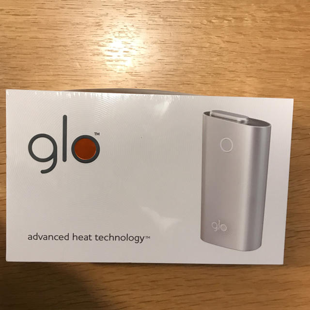 glo(グロー)のグロー スターターキット 未開封 メンズのファッション小物(タバコグッズ)の商品写真