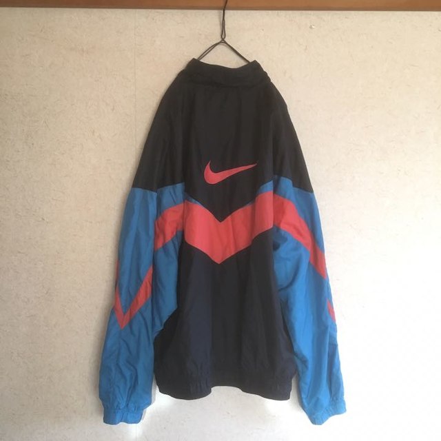 NIKE(ナイキ)のNIKE vintage90's Nylon Jackets M 銀タグ メンズのジャケット/アウター(ブルゾン)の商品写真