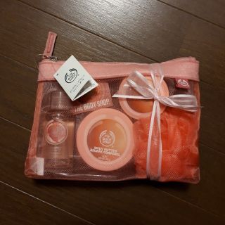 ザボディショップ(THE BODY SHOP)の値下げしました　新品未使用　ボディショップ　ギフトセット　ピンクグレープフルーツ(ボディソープ/石鹸)