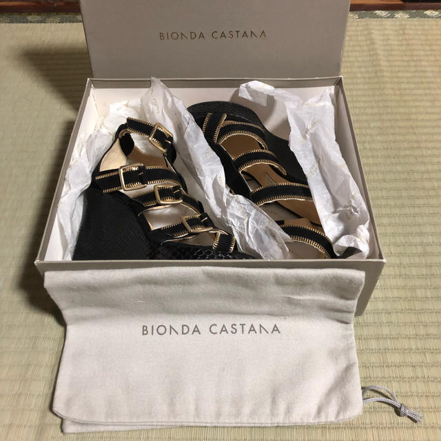 ★美品 英国ブランド BIONDA CASTANA ウェッジソール ヒール レディースの靴/シューズ(ハイヒール/パンプス)の商品写真