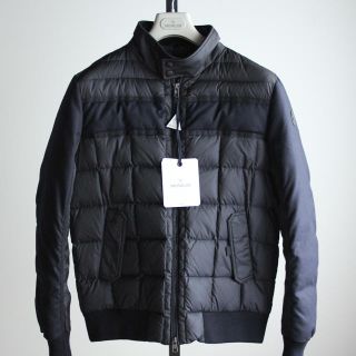 モンクレール(MONCLER)の⭕️ニナハン様【新品タグ付き】最新モデル 上級モデル モンクレール(ダウンジャケット)