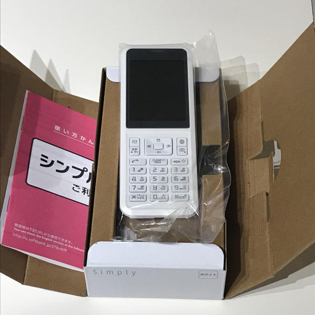 Softbank(ソフトバンク)の専用 Softbank シンプリー simply 602SI SIMロック解除済 スマホ/家電/カメラのスマートフォン/携帯電話(携帯電話本体)の商品写真