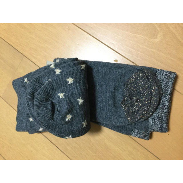 ZARA KIDS(ザラキッズ)のzara kids ザラ キッズ  シャイニー＆スター ソックス 2足セット キッズ/ベビー/マタニティのこども用ファッション小物(靴下/タイツ)の商品写真