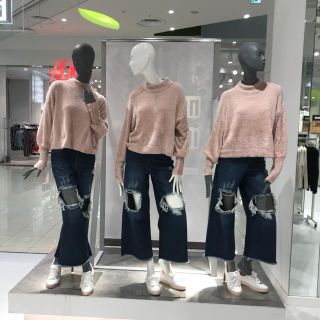 ベルシュカ(Bershka)のベルシュカ ニット クラッシュワイドデニム(デニム/ジーンズ)