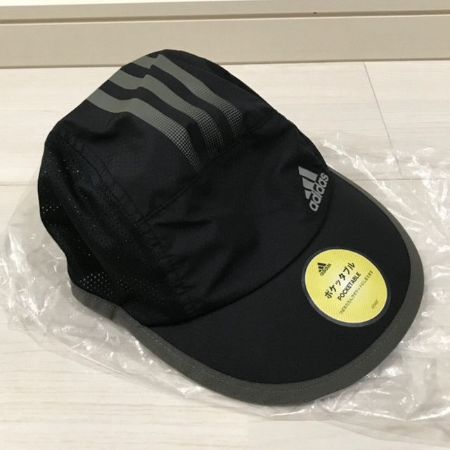 adidas(アディダス)のアディダス　ランニング ポケッタブル キャップ(新品・未使用・タグ付き) メンズの帽子(その他)の商品写真