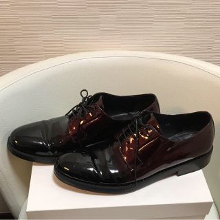 ジミーチュウ(JIMMY CHOO)のJIMMY CHOO ジミーチュウ 靴 ボルドー スターエンボス (ドレス/ビジネス)