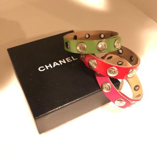 CHANEL ロゴ レザーバングル