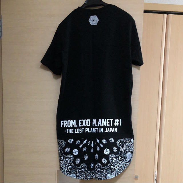 EXO(エクソ)のなおベク様 Tシャツ エンタメ/ホビーのタレントグッズ(アイドルグッズ)の商品写真