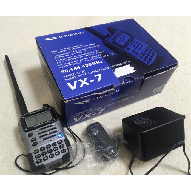 standard vx-7 ハンディー無線機  エンタメ/ホビーのテーブルゲーム/ホビー(アマチュア無線)の商品写真