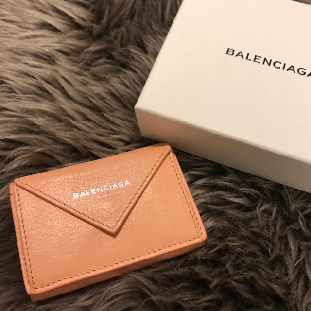 Balenciaga - レア♡バレンシアガ ペーパーミニウォレット ピンクベージュ ミニ財布の通販 by ♡｜バレンシアガならラクマ