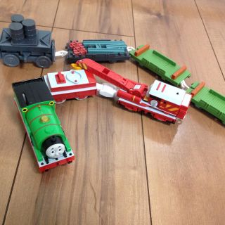 トミー(TOMMY)のプラレールトーマス パーシーとロッキー(電車のおもちゃ/車)