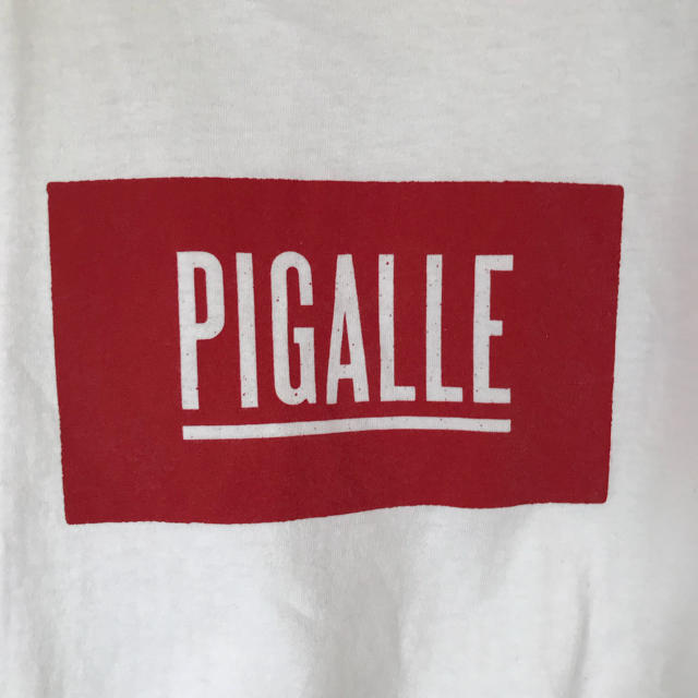 PIGALLE(ピガール)のPIGALLE白Tシャツ ロゴTシャツ メンズのトップス(Tシャツ/カットソー(半袖/袖なし))の商品写真