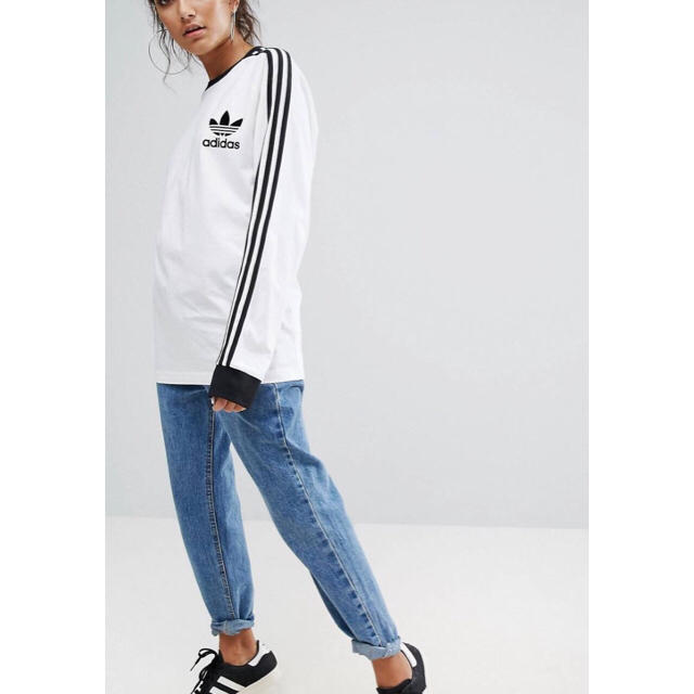 adidas(アディダス)の【 Ｌサイズ】adidas 新品タグ付  3ストライプ ロングTシャツ 白 レディースのトップス(Tシャツ(長袖/七分))の商品写真