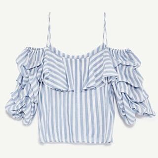 ザラ(ZARA)の【人気完売 新品】上品で可愛い♪存在感あるフリル×袖プリーツ♡オープンショルダー(シャツ/ブラウス(半袖/袖なし))