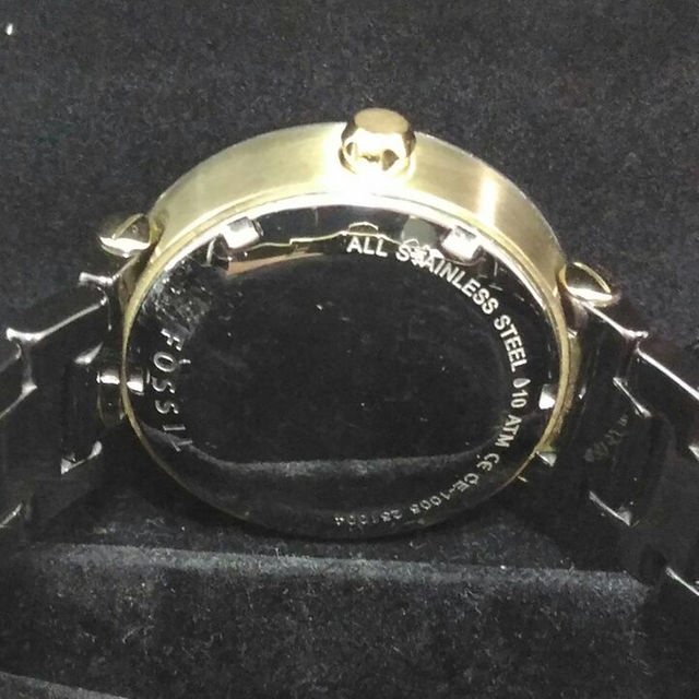 FOSSIL(フォッシル)の【最終値下げ】FOSSIL 腕時計（ブラック＆ゴールド） レディースのファッション小物(腕時計)の商品写真