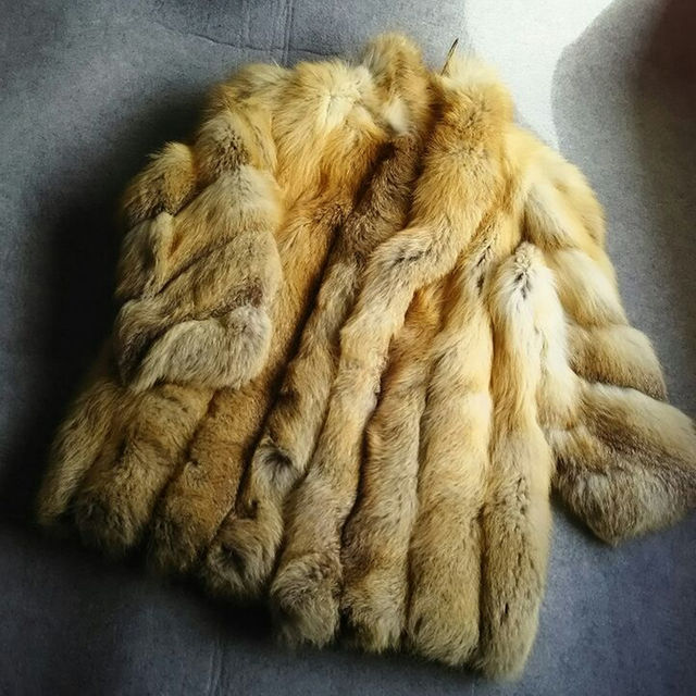 Belle Vison SAGA FOX ROYAL 毛皮コート-