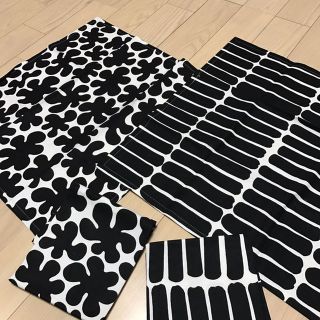 マリメッコ(marimekko)の新品タグ無し マリメッコ ナプキン 1枚(その他)