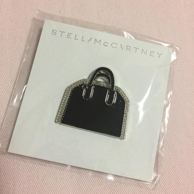 Stella McCartney(ステラマッカートニー)のステラマッカートニー ピンバッジ レディースのファッション小物(その他)の商品写真