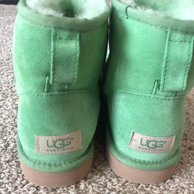 UGG(アグ)のトモ5409様 専用 新品未使用・稀少 26cm UGG ムートンブーツ メンズの靴/シューズ(ブーツ)の商品写真