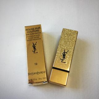 イヴサンローランボーテ(Yves Saint Laurent Beaute)のYSL ルージュ ピュールクチュール コレクター 19(口紅)