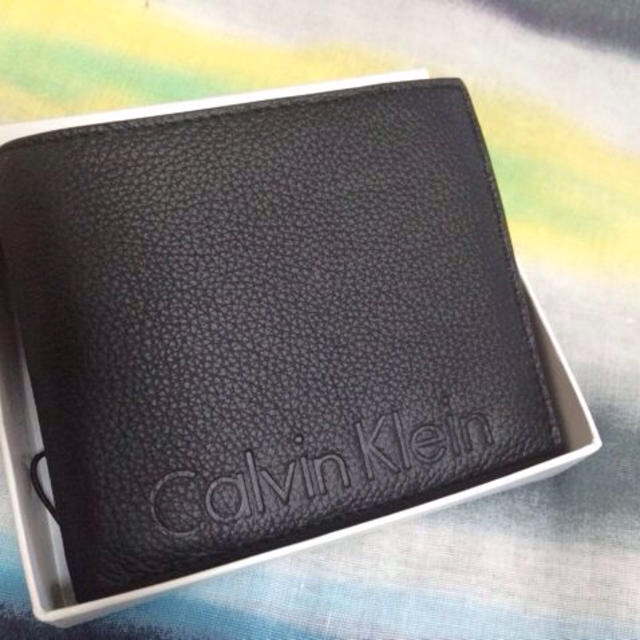 Calvin Klein(カルバンクライン)のCalvin Klein 二つ折り財布 レディースのファッション小物(財布)の商品写真