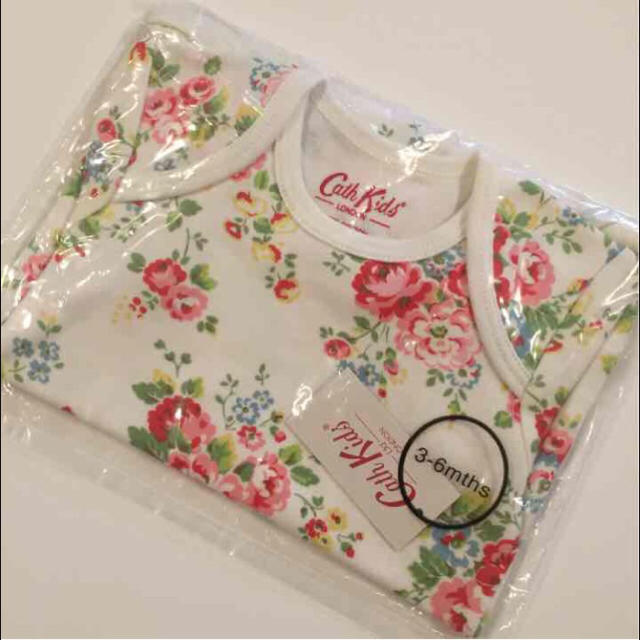 Cath Kidston(キャスキッドソン)の●SALE●キャスキッドソン ベビーロンパース 新品送料込 キッズ/ベビー/マタニティのベビー服(~85cm)(ロンパース)の商品写真