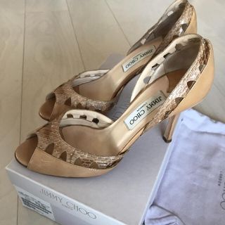 ジミーチュウ(JIMMY CHOO)のJIMMY CHOO パンプス ヒール エナメル(ハイヒール/パンプス)