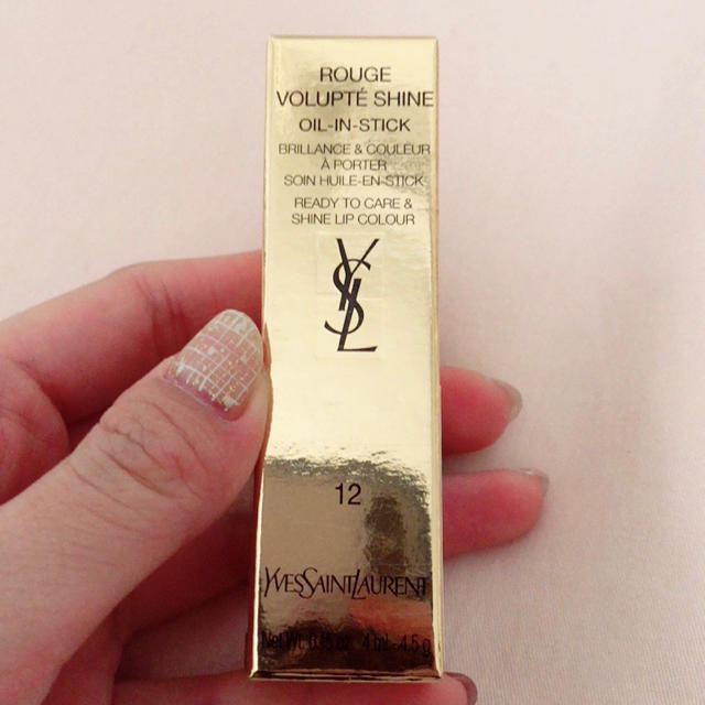 Yves Saint Laurent Beaute(イヴサンローランボーテ)のイヴ・サンローラン ルージュヴォリュプテシャイン コスメ/美容のベースメイク/化粧品(口紅)の商品写真