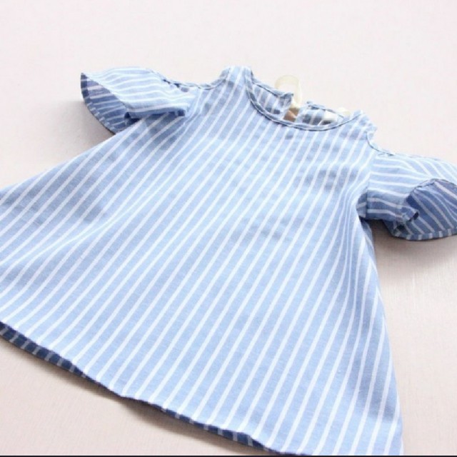 ワンピース 肩空き ストライプ 海外子供服 キッズ/ベビー/マタニティのキッズ服女の子用(90cm~)(ワンピース)の商品写真