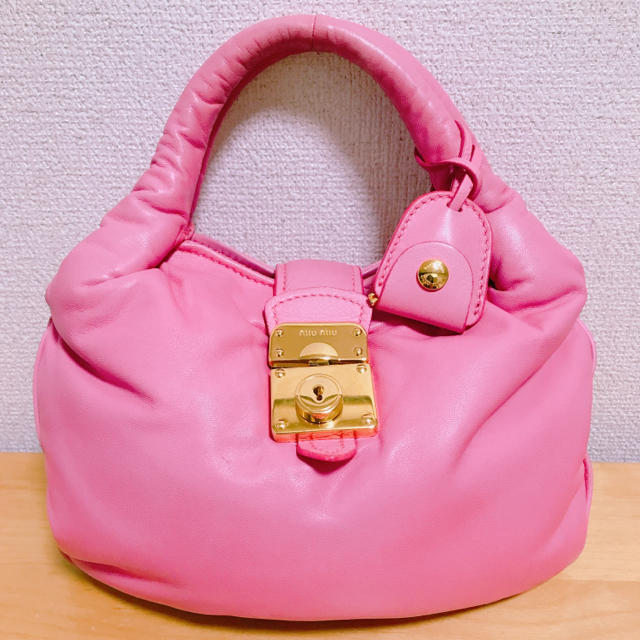 美品◎ミュウミュウ  ハンドバッグ  ナッパハンドバッグ