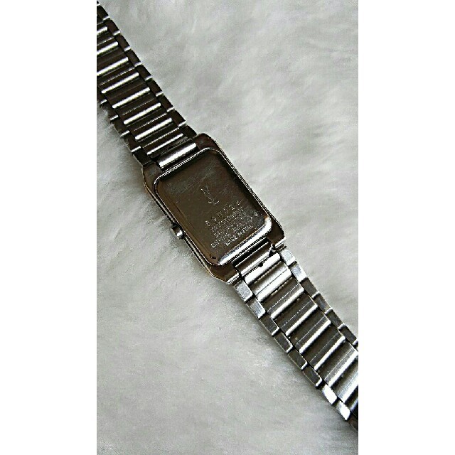 ファッション小物イブサンローラン腕時計　レディースクォーツ