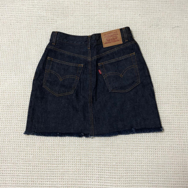 Levi's(リーバイス)のリーバイス デニムスカート レディースのスカート(ミニスカート)の商品写真