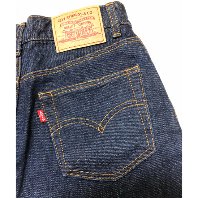 Levi's(リーバイス)のリーバイス デニムスカート レディースのスカート(ミニスカート)の商品写真