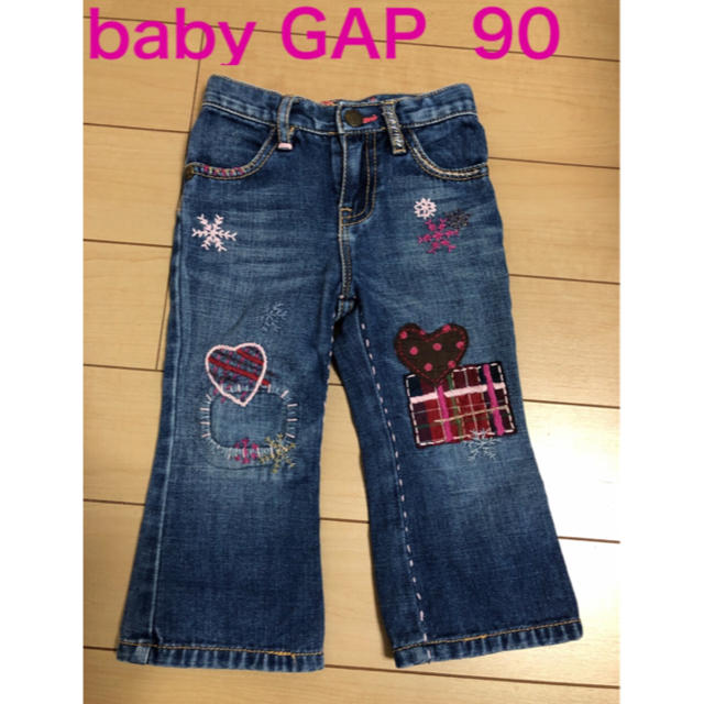 babyGAP(ベビーギャップ)のbabyGAP 刺繍デニム キッズ/ベビー/マタニティのキッズ服女の子用(90cm~)(パンツ/スパッツ)の商品写真