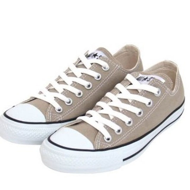 CONVERSE(コンバース)の☆☆新品・未使用☆☆コンバース オールスター ベージュ 24.5cm ローカット レディースの靴/シューズ(スニーカー)の商品写真