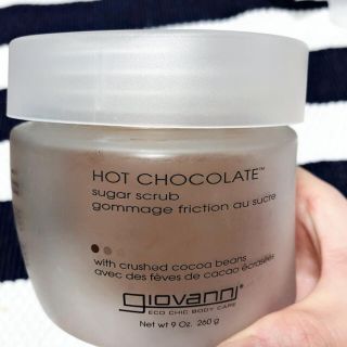 コスメキッチン(Cosme Kitchen)のジョヴァンニ ボディスクラブ ホットチョコレート シュガー コスメキッチン(ボディスクラブ)