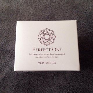 パーフェクトワン(PERFECT ONE)のパーフェクトワン  モイスチャージェル 美容液ジェル 75g  新品未開封  (オールインワン化粧品)