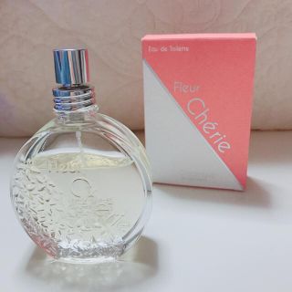 ロクシタン(L'OCCITANE)のtimesale⏰12時まで♡フルールシェリー♡オードトワレ ロクシタン (香水(女性用))