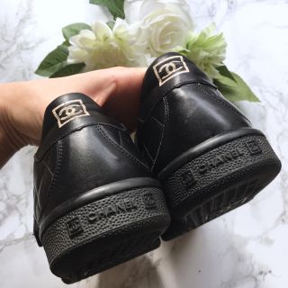 シャネル(CHANEL)のCHANEL シャネル スニーカー 靴 パンプス 36 23 24  (スニーカー)