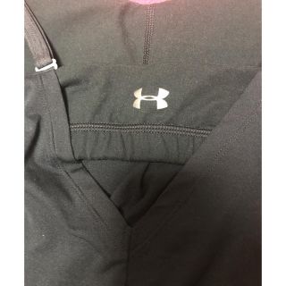 アンダーアーマー(UNDER ARMOUR)の【本日削除】アンダーアーマー SM キャミ 黒(ヨガ)