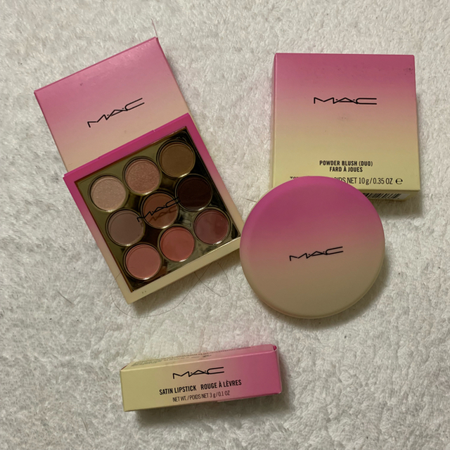 MAC(マック)の値下げ★3点セット★MAC★ルナーニューイヤー コスメ/美容のベースメイク/化粧品(アイシャドウ)の商品写真