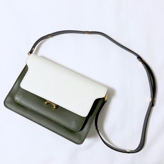 マルニ(Marni)の【週末限定】マルニ トランクバッグ ミディアム カーキ 新品未使用(ショルダーバッグ)