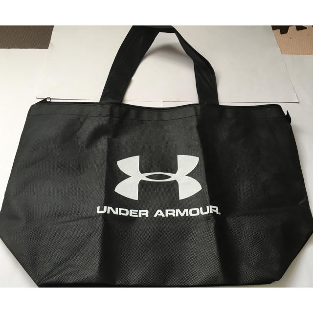 UNDER ARMOUR(アンダーアーマー)のアンダーアーマ 福袋 袋のみ スポーツ/アウトドアのスポーツ/アウトドア その他(その他)の商品写真