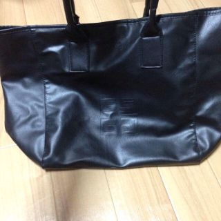 ジバンシィ(GIVENCHY)のGIVENCHYトートバック(トートバッグ)