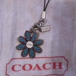 コーチ(COACH)の【美品】COACH ストラップ　フラワーモチーフ(その他)