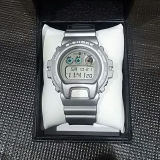 カシオ(CASIO)のCasio x Bape G Shock DW6900 FS(silver)美品(腕時計)